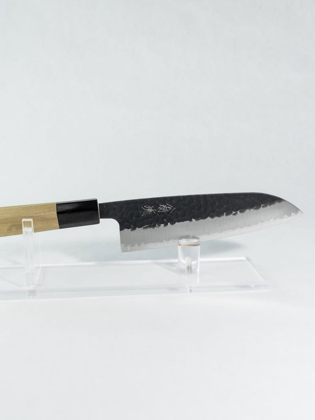 Kurouchi blacksmith finish on Aogami Super Santoku blade
