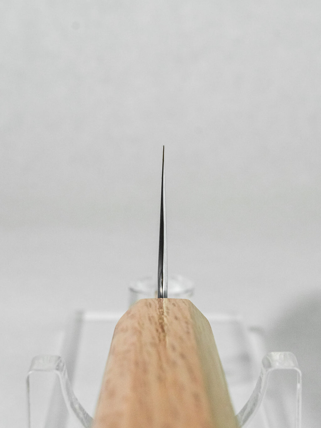 Close up of the HADO choil, showing it's exceptional geometry for cutting