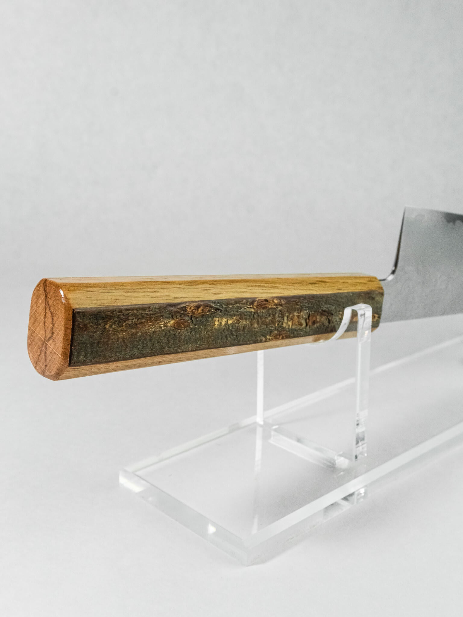 Close up of the  lacquered cherry bark handle texture on Japanese knife