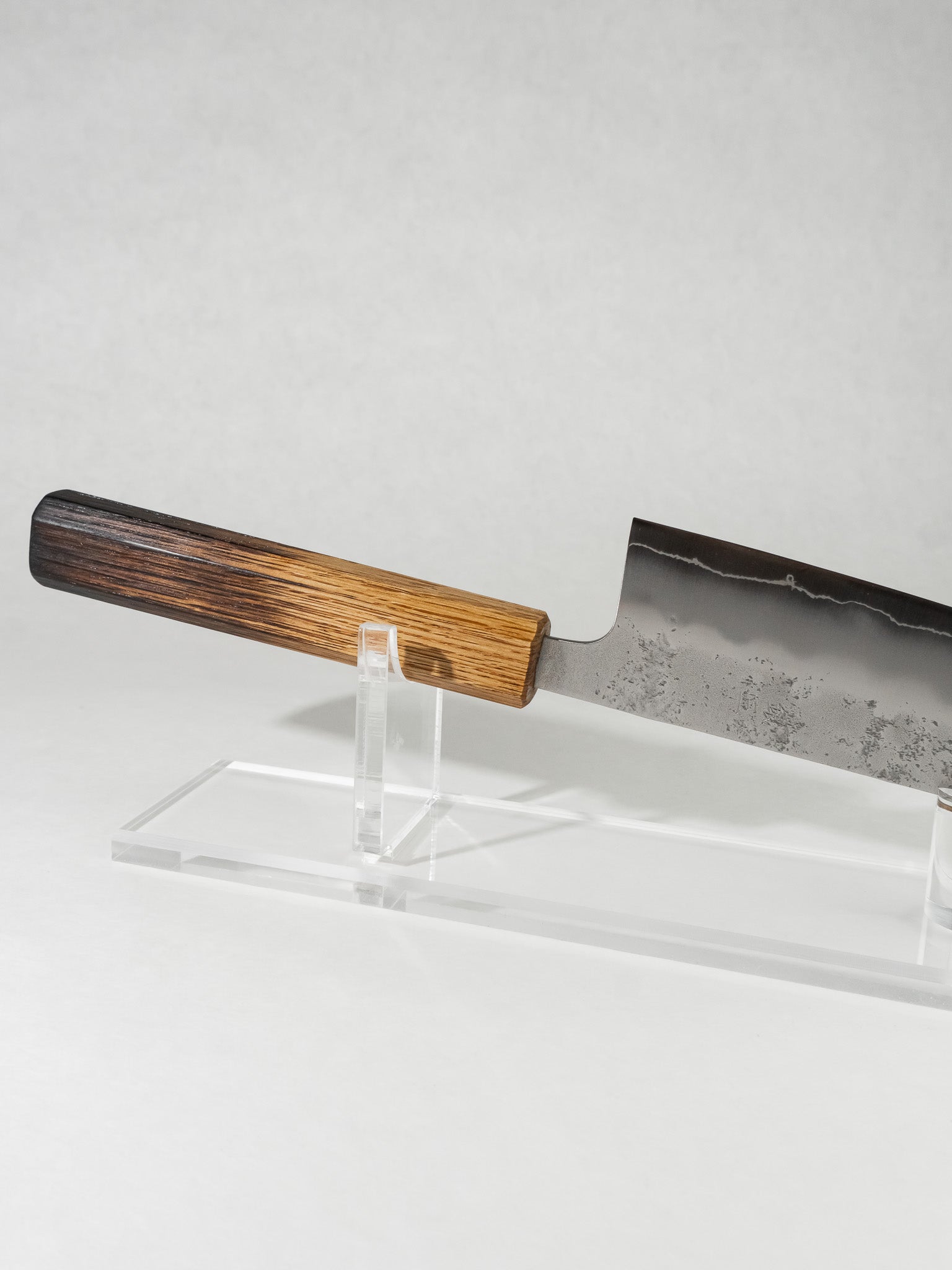 Handle detail showcasing refined finish and traditional Japanese design.