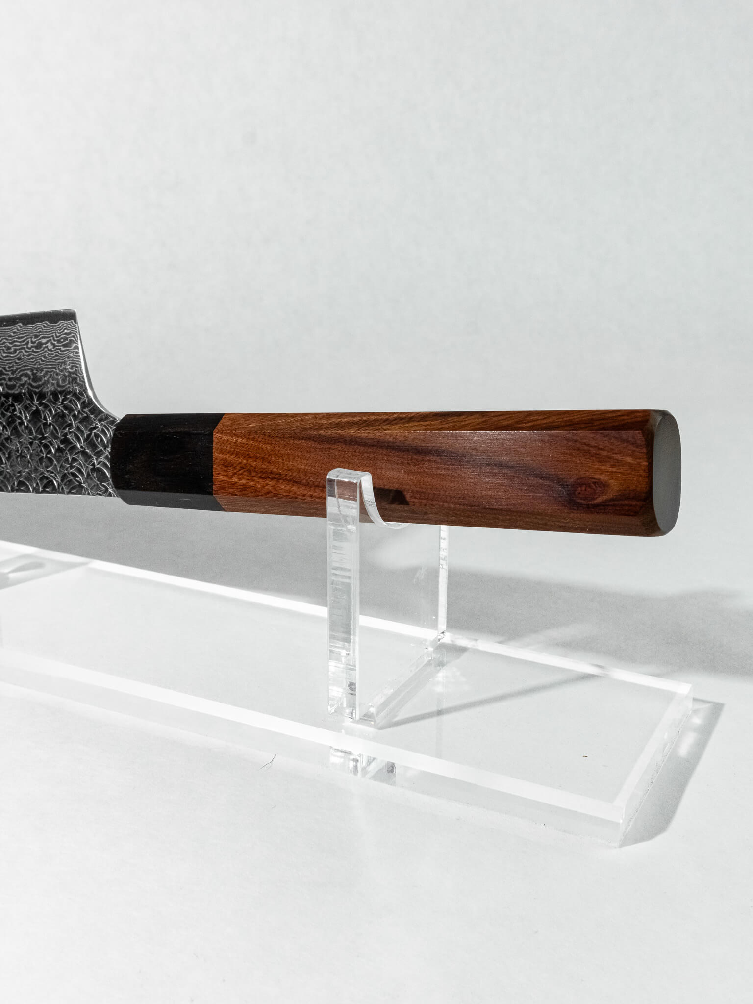 Octagonal rosewood handle with pakka wood ferrule