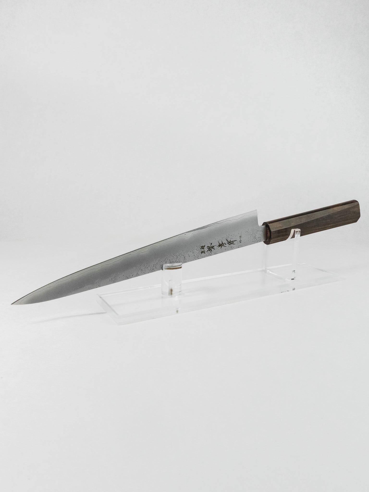Sakai Takayuki sujihiki 240mm Japanese slicing knife with VG-10 steel available for online purchase or in-store purchase in Chicago, Illinois.
