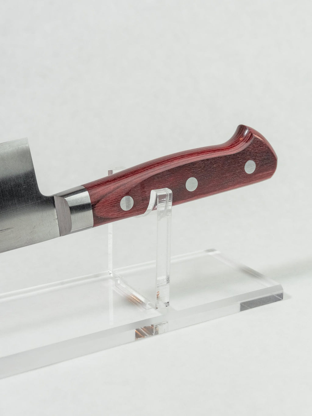 Red pakka wood handle with bolster detail