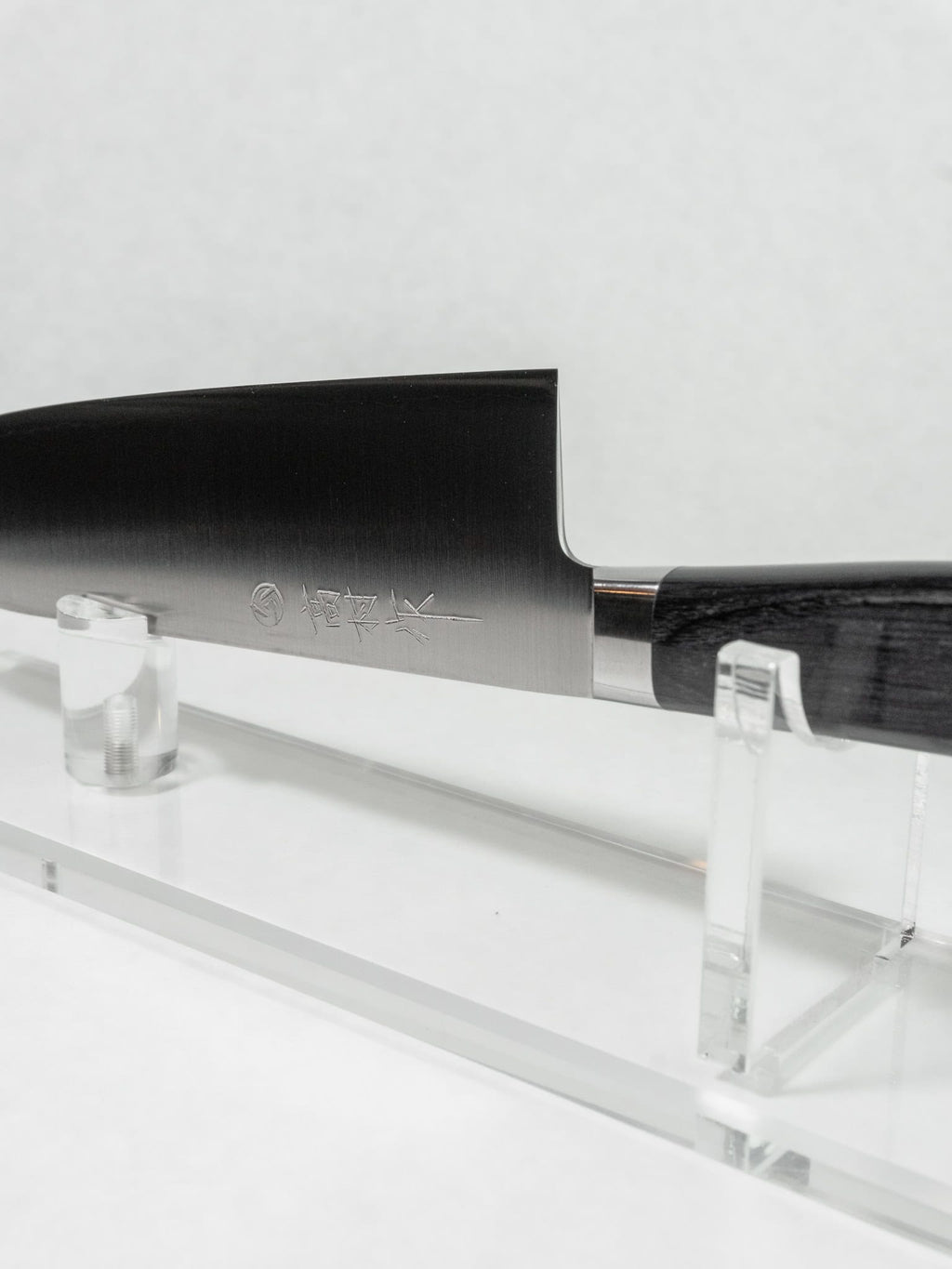 VG-10 stainless steel core close-up